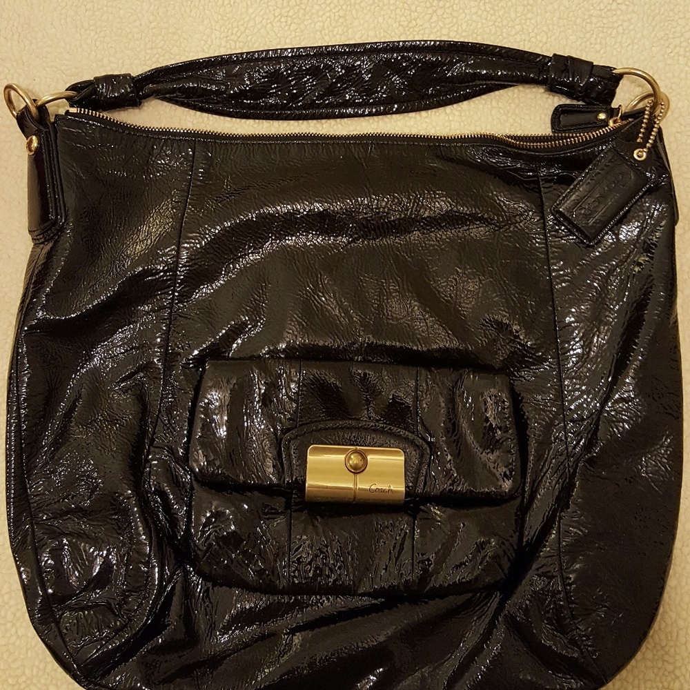 Coach Kristin Patent leather large hobo Black!